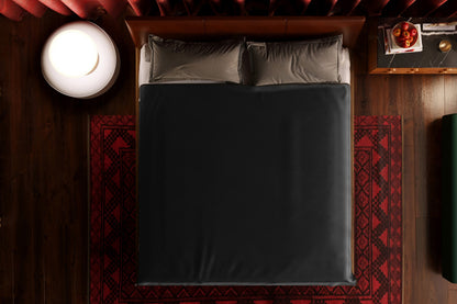 Fascinator Splashproof Throws, Bedroom Furniture by Liberator – shown in product photo 